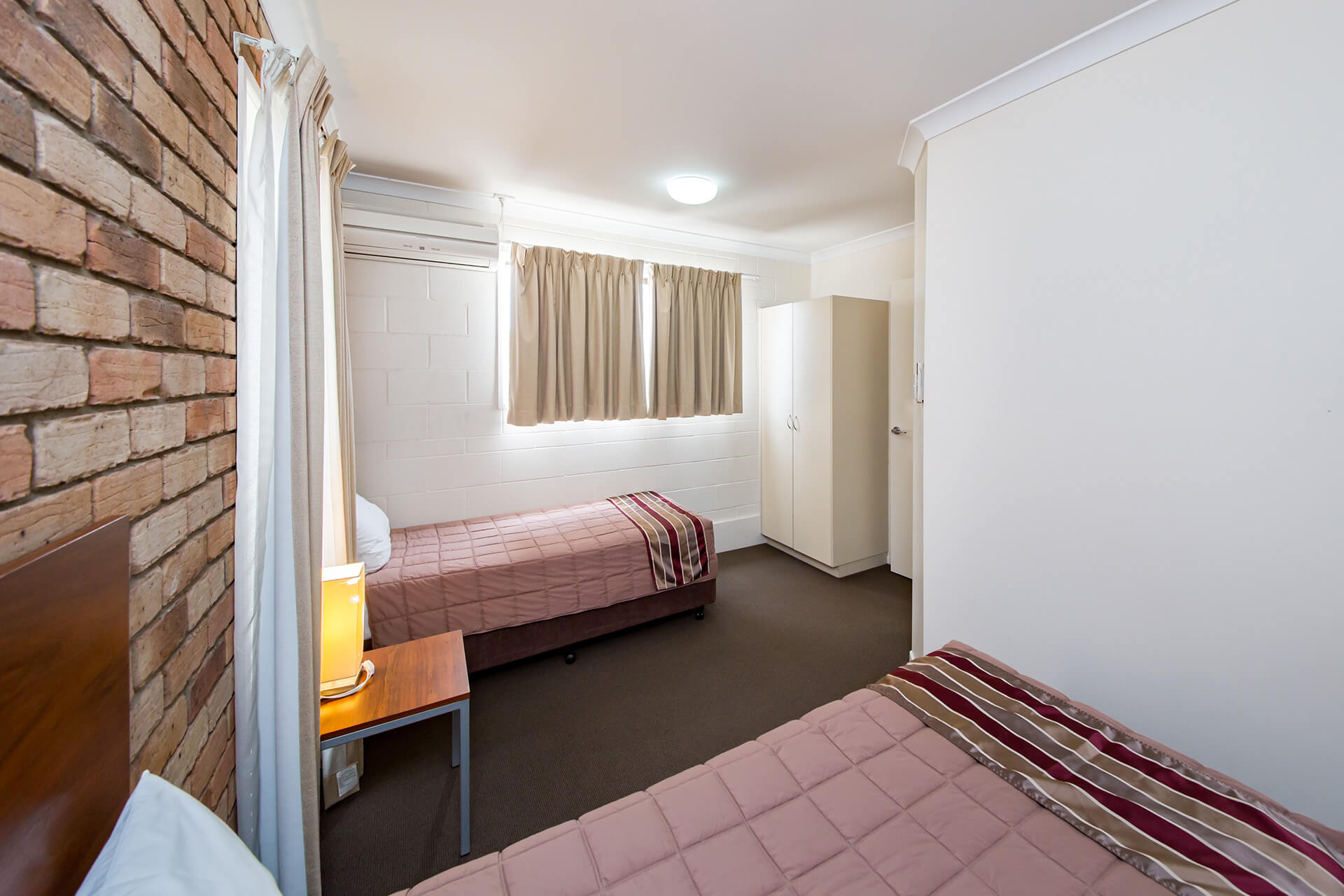 Room 54 - Burke Wills Kingaroy-7932